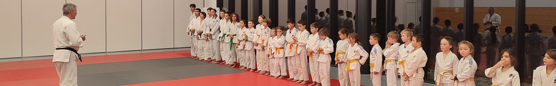 Cours de judo au dojo de Rioz